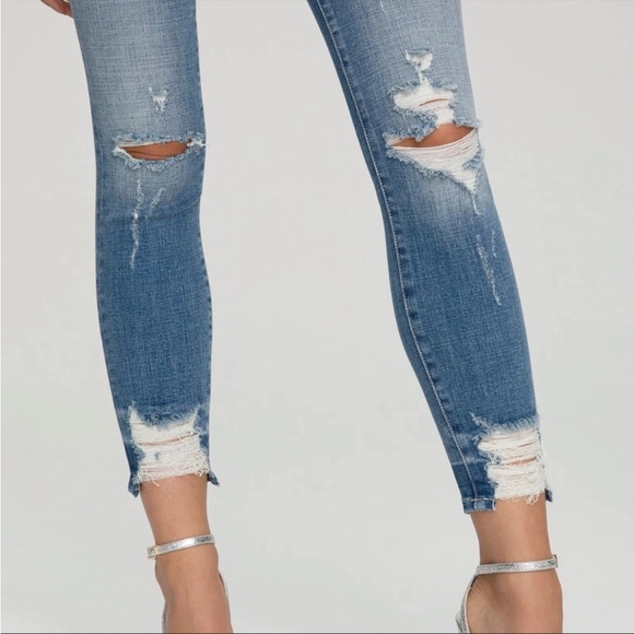 NWT Good American “Cropped Chewed Hem” jeans size 26 - Picture 4 of 6